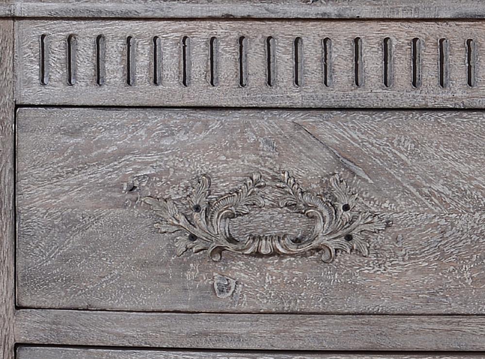 Chest Colonial Bow Front Weathered Gray Wood, Three Drawer, Brass Hardware-Image 3